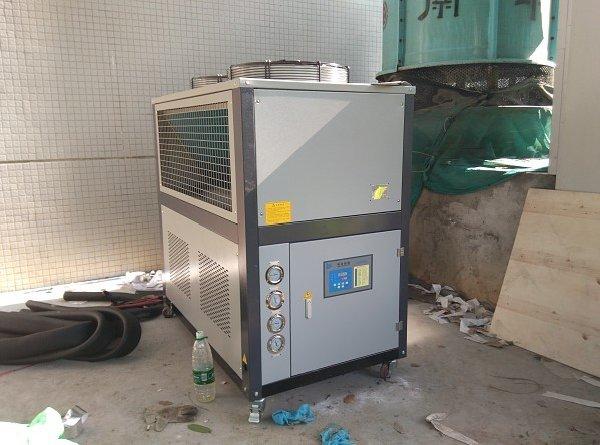 冷冻设备工厂 低温工业冰水机 光纤激光切割机的冷水机